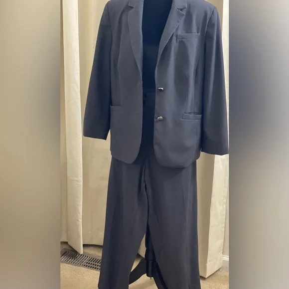 Calvin Klein Charcoal Suit - Picture 4 of 14